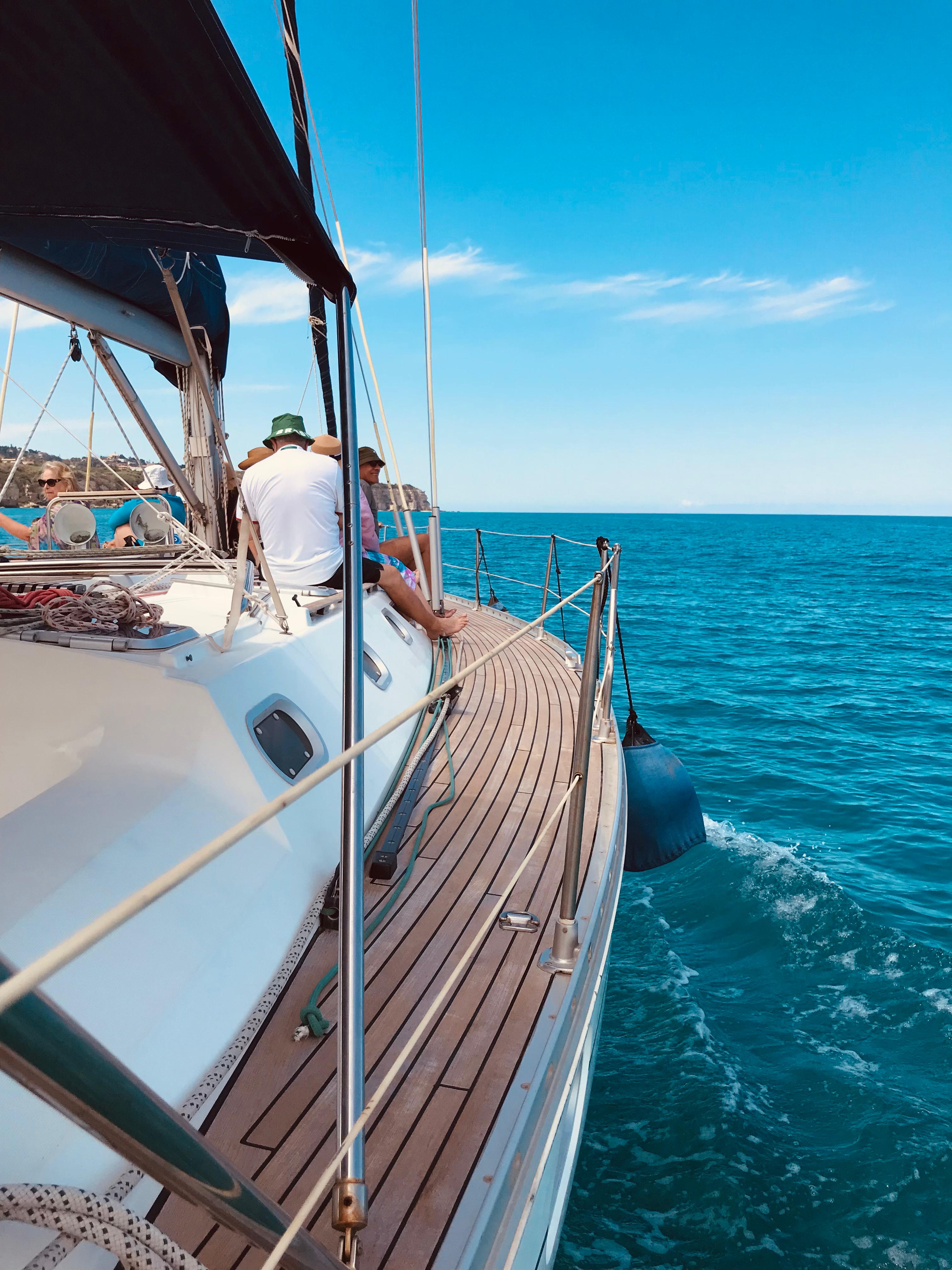 Sailing Excursion (Halfday)